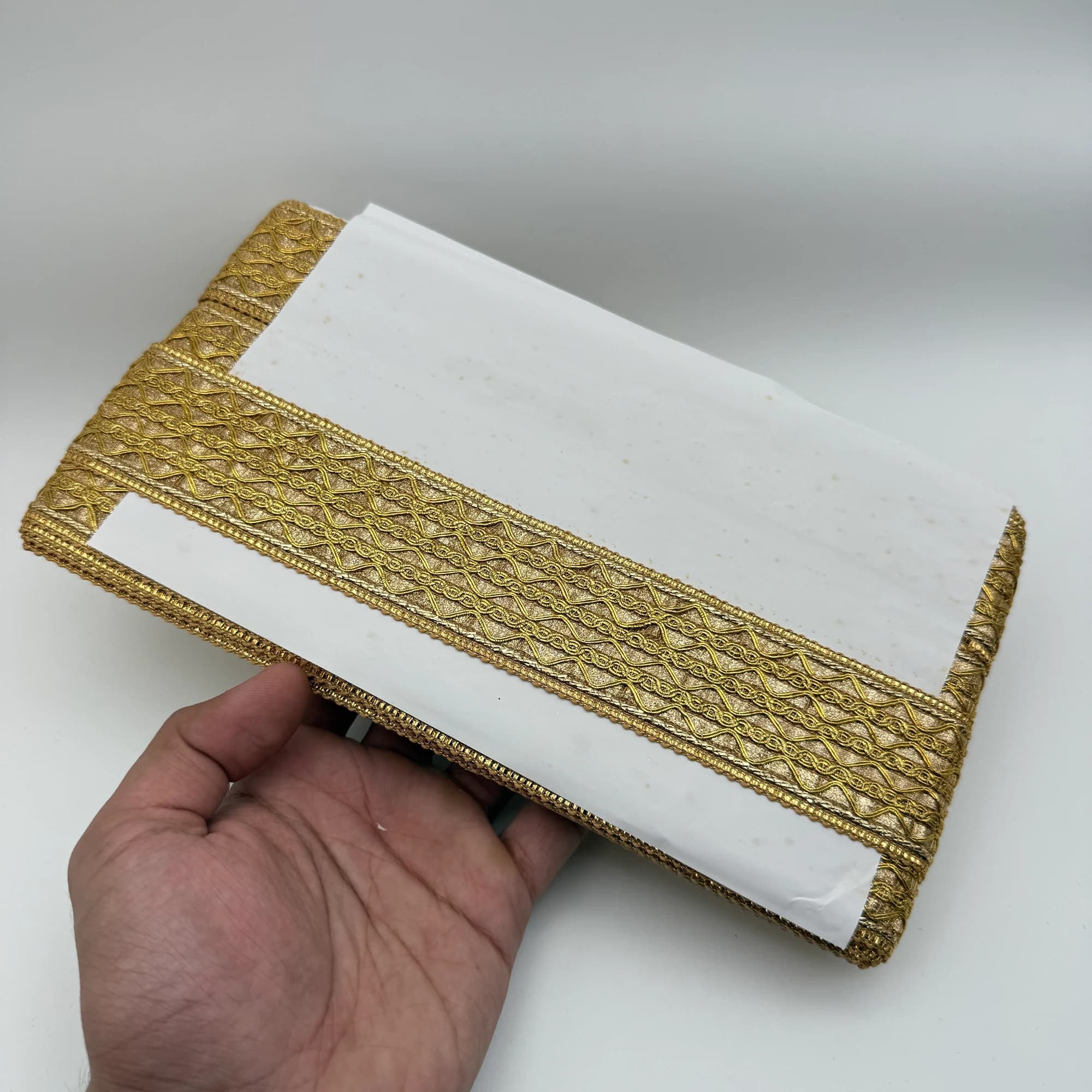 سوتاج هندي عريض