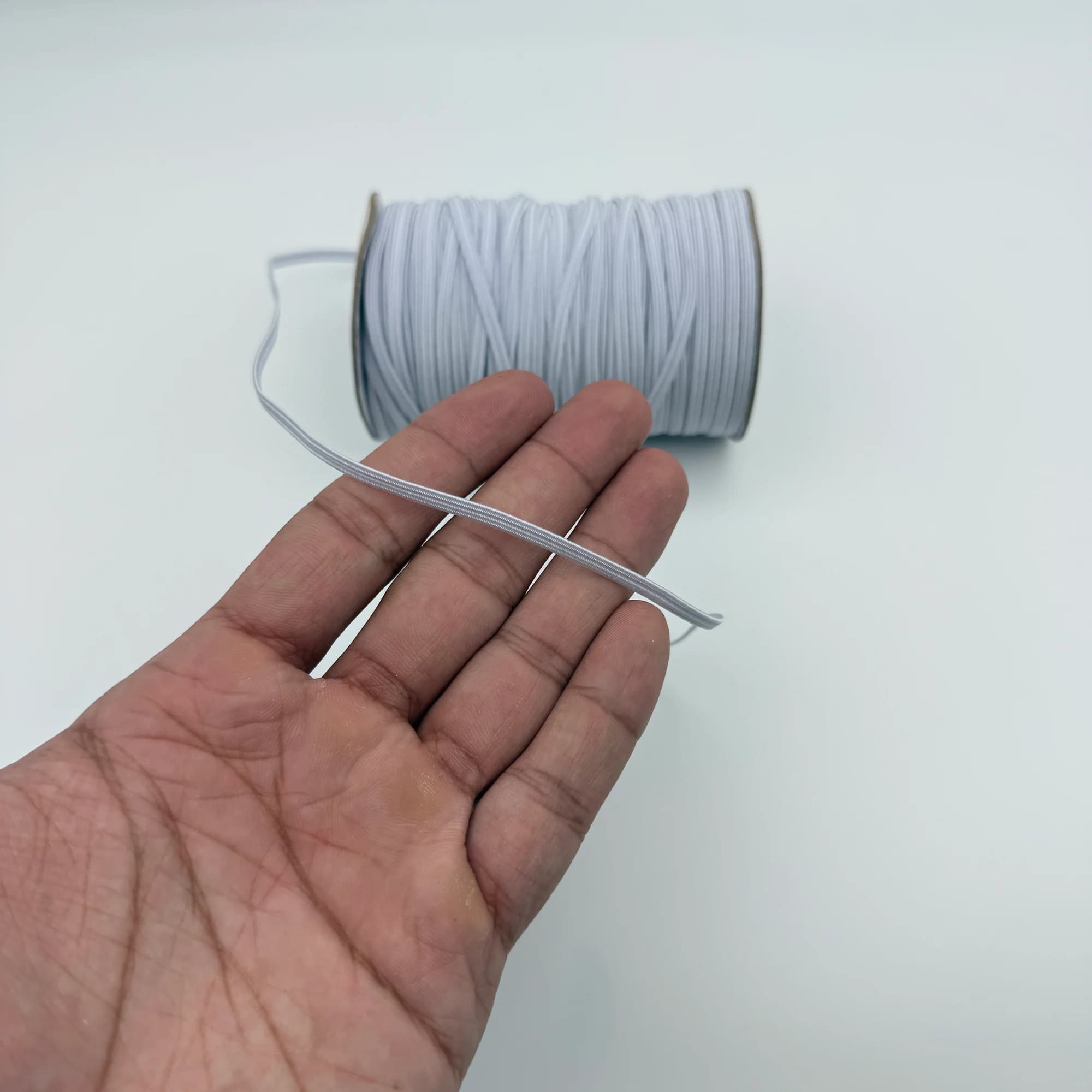 لاستيك ابيض بكرة 3 ملم