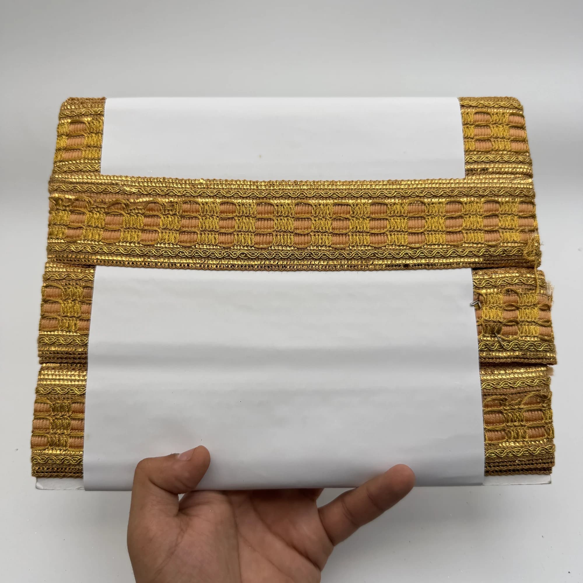سوتاج هندي عريض